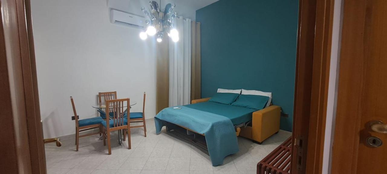 Mendozza House Apartment เนเปิลส์ ภายนอก รูปภาพ