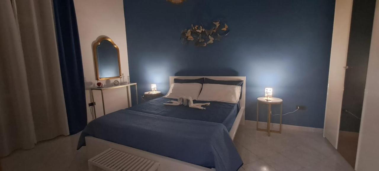 Mendozza House Apartment เนเปิลส์ ภายนอก รูปภาพ
